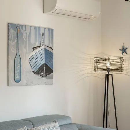 Semesterbostad Ionion 27 *