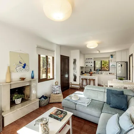 Semesterbostad Ionion 27 *