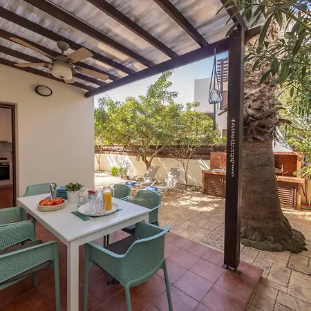 Semesterbostad Ionion 27