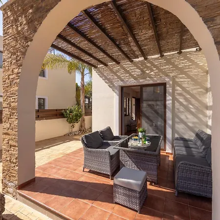 Ionion 27 * 圣纳帕