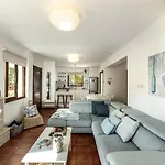 Nyaraló Ionion 27 Ajía Nápa