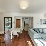 Nyaraló Ionion 27